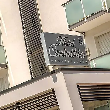 Hotel & Carinthia S 3*