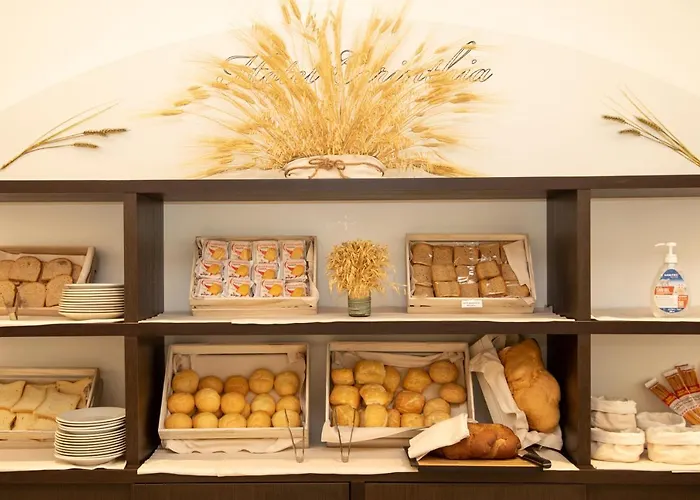 Szálloda & Carinthia S